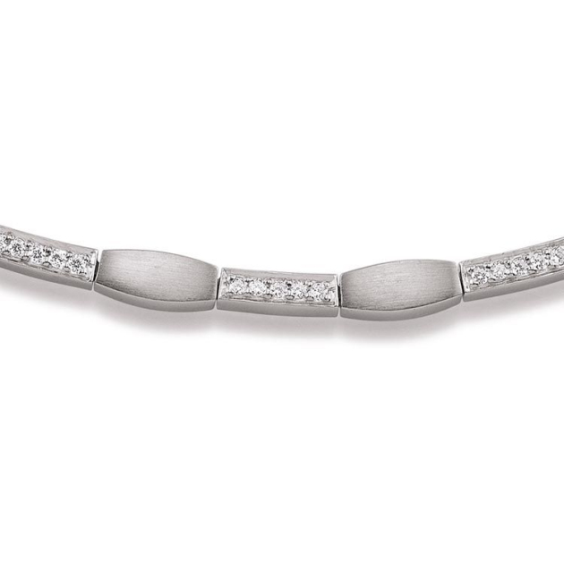 Collier mit 35 Zirkonia 430mm